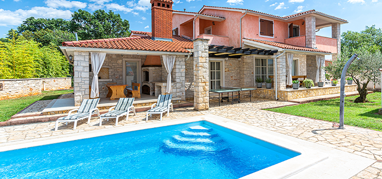 Profitez du charme d’un pool house